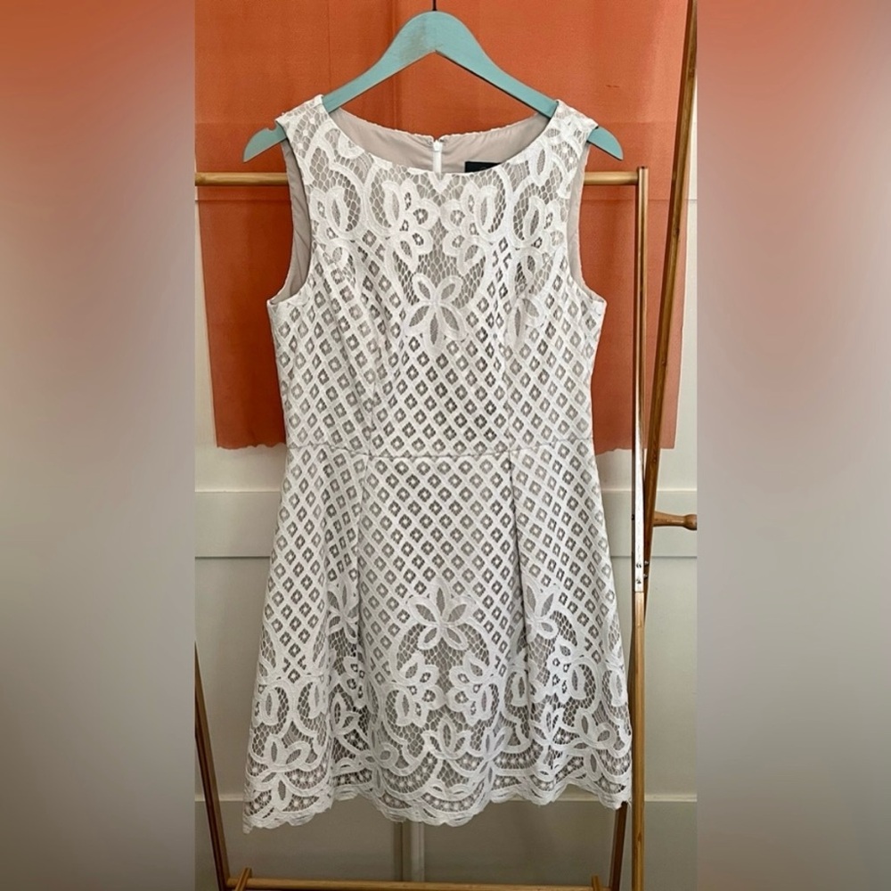 Adrianna Papell White Sleeveless A-line Mini Dress